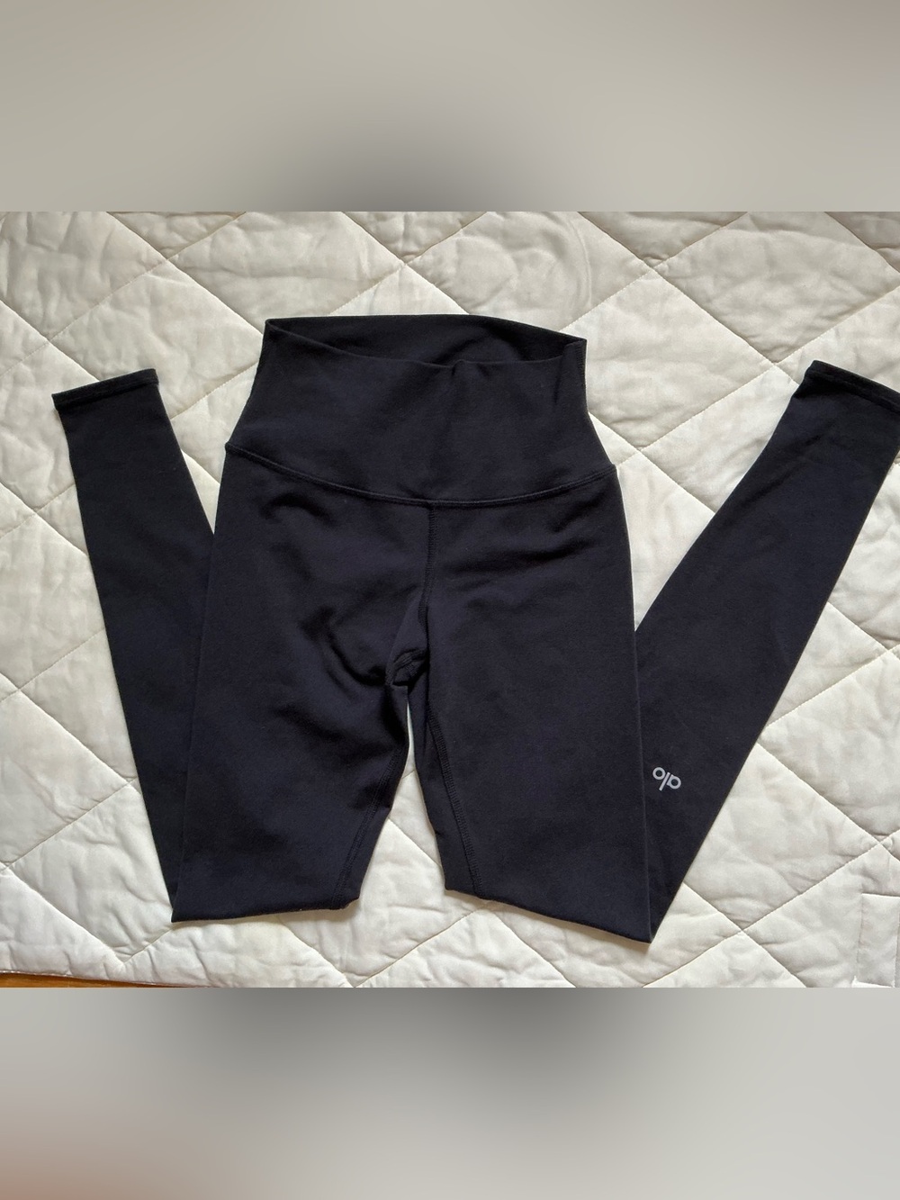 Alo Size XS Black Performance Leggings - Picture 3 of 4